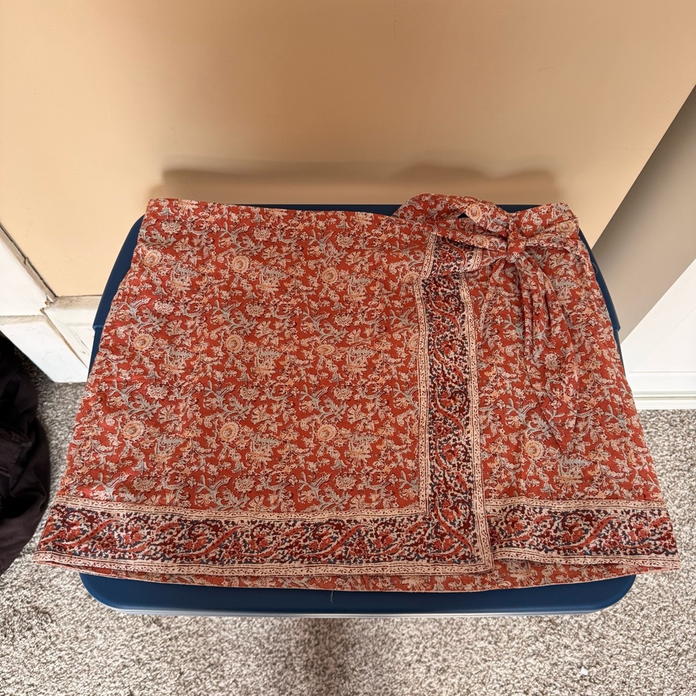 Universal Thread Bandana Crossover Skirt